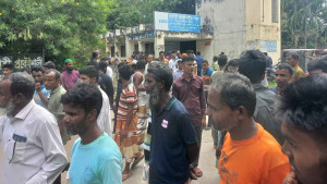 প্রিপেইড মিটার বন্ধের দাবিতে নেসকো অফিস ঘেরাও