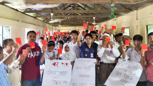মাদক, যৌন হয়রানিকে লাল কার্ড শিক্ষার্থীদের