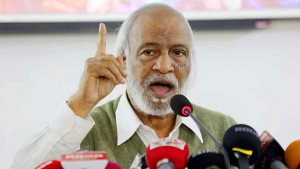 খালেদা জিয়া পেছনের দরজা দিয়ে নয়, সম্মুখ দরজা দিয়ে প্রধানমন্ত্রী হয়েছিলেন: মঈন খান