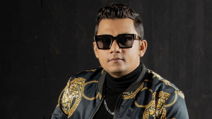 গান শুনিয়ে প্রথম আশীর্বাদ পেয়েছি এন্ড্রু কিশোরের কাছে: নিলয়