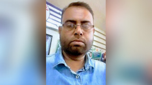 দুর্বৃত্তের ছুরিকাঘাতে নিজ ব্যবসাপ্রতিষ্ঠানে খুন হলেন ব্যবসায়ী রুবেল