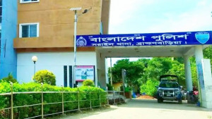 বাড়ি ফেরার পথে নিখোঁজ দুই বোনের সন্ধান মেলেনি