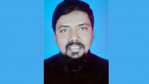 পুলিশের হাত থেকে পালালেন আওয়ামী লীগ নেতা