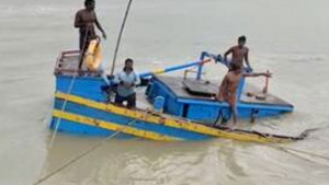 ১১ জেলে উদ্ধার নিখোঁজ ৮