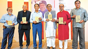 ‘প্রকৃতি সাধনাকে জীবনব্রত হিসেবে নিয়েছেন তিনি’
