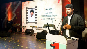 বাংলাদেশের চলচ্চিত্রকে বিশ্ব দরবারে উপস্থাপন করতে সংশ্লিষ্ট সকলকে কাজ করতে হবে: তথ্য উপদেষ্টা 
