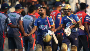 জয় দিয়ে বিপিএল শুরু ঢাকার