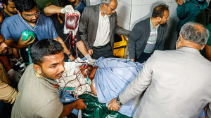হাদির অপারেশন সম্পন্ন, নেওয়া হচ্ছে এভারকেয়ারে