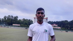 ক্লাস ফাঁকি দিয়ে হকি খেলতাম