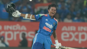 জয়সোয়ালের প্রথম সেঞ্চুরিতে সিরিজ জয় ভারতের