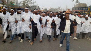 রাশেদ খানকে অবাঞ্ছিত ঘোষণা করলেন বিএনপি নেতাকর্মীরা