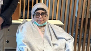 খালেদা জিয়াকে দেখতে হাসপাতালে তিন বাহিনীর প্রধান