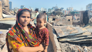 নিঃস্ব মানুষের আর্তনাদ