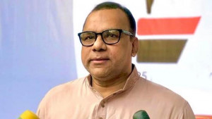 কেন দেশ ছাড়ছেন শিল্পীরা, জানালেন মিশা সওদাগর