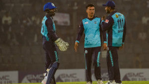 টসে জিতে নোয়াখালীকে ব্যাটিংয়ে পাঠাল সিলেট