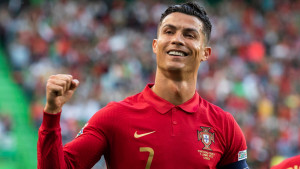 এবার রোনালদোর হাতে বিশ্বকাপ চান বিশ্বকাপ জয়ী ফ্রান্সম্যান   