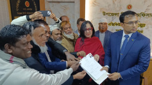 ধানের শীষের জোয়ারের বিপক্ষে আমাকে স্বতন্ত্র লড়াই করতে হচ্ছে: রুমিন ফারহানা