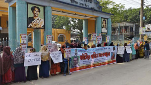 ১৪ দিনেও গ্রেপ্তার হয়নি আসামি, ক্ষোভ