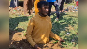 মাদকের টাকার জন্য মাকে মারধর যুবকের অর্ধেক মাটিতে পুঁতে শাস্তি