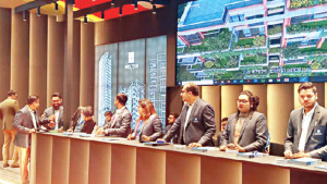 দুপুরের পর জমে ওঠে আবাসন মেলা