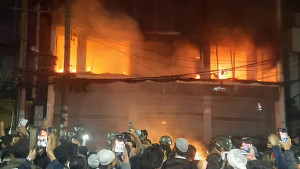 প্রথম আলো কার্যালয়ে হামলা: অজ্ঞাতনামা ৫০০ জনকে আসামি করে মামলা