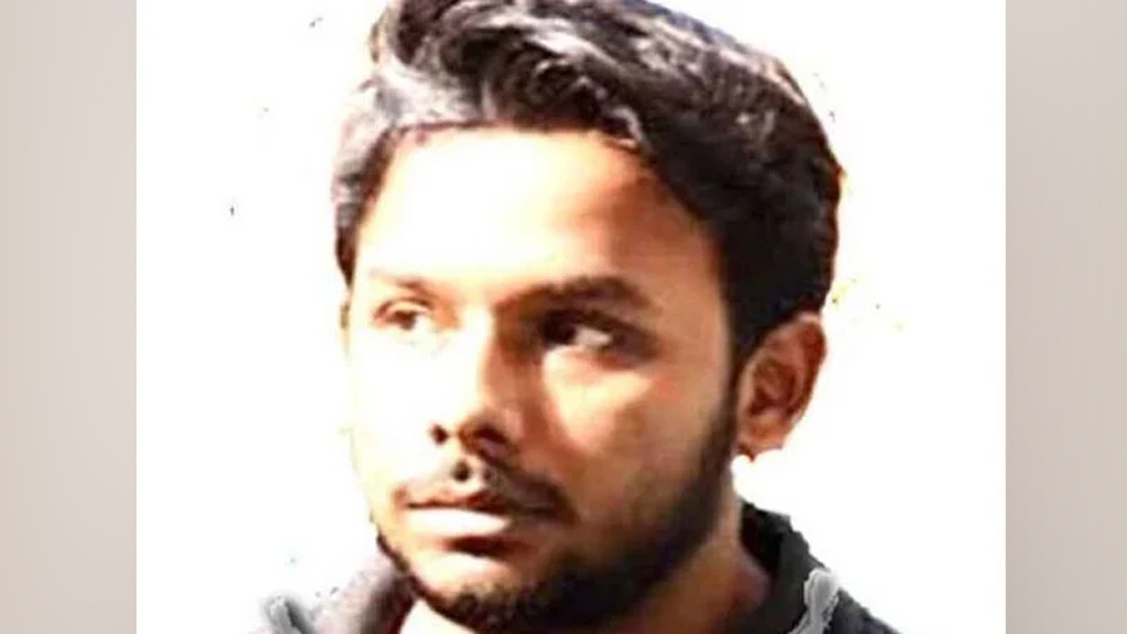 জেলের দেয়াল ভেঙে পালায় আবরার হত্যায় মৃত্যুদণ্ড পাওয়া জেমি জেলের দেয়াল ভেঙে পালায় আবরার হত্যায় মৃত্যুদণ্ড পাওয়া জেমি