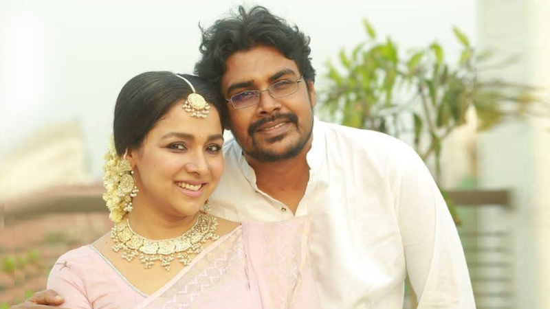 বাবার সম্পত্তি বণ্টন করলেন ভাই, যা বললেন রুনা খান বাবার সম্পত্তি বণ্টন করলেন ভাই, যা বললেন রুনা খান