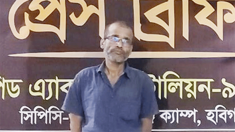 ল্যাংড়া তালেবকে গ্রেপ্তার করল র্যাব ল্যাংড়া তালেবকে গ্রেপ্তার করল র্যাব