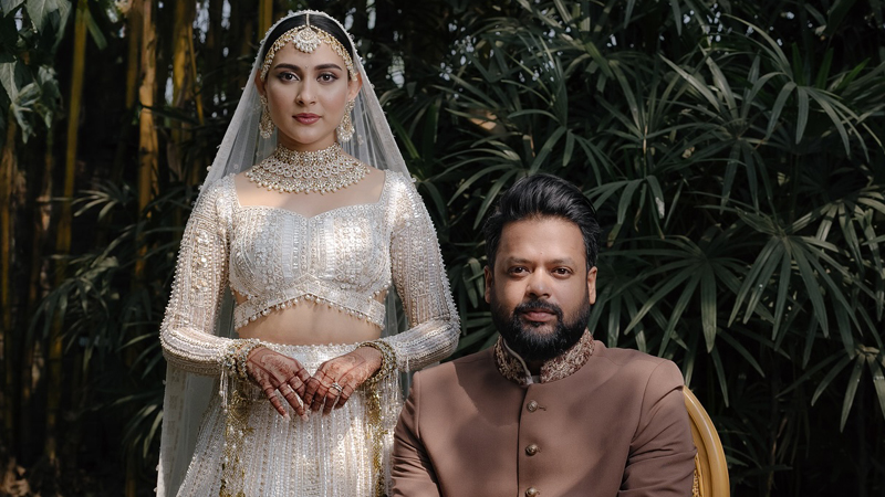 বিয়ের পর প্রেমের গল্প শোনালেন মেহজাবীন বিয়ের পর প্রেমের গল্প শোনালেন মেহজাবীন