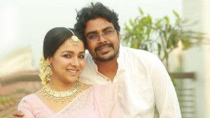 বাবার সম্পত্তি বণ্টন করলেন ভাই, যা বললেন রুনা খান