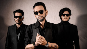 সিরিজ কনসার্ট করতে যাচ্ছে ‘অর্থহীন’
