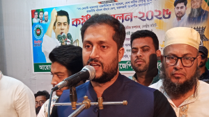 ‘স্বরাষ্ট্র উপদেষ্টার উচিত সকালে ফাটাকেষ্ট মুভি দেখে বের হওয়া’