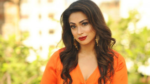 নায়িকা পপির বিরুদ্ধে অভিযোগ নিয়ে থানায় বোন