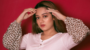 যে কারণে এখন সমালোচনায় কান দেন না দিঘী