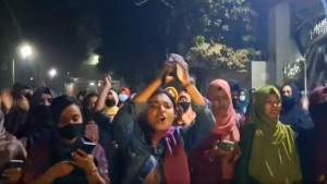 রেল ও সড়কপথ অবরোধের ডাক শিক্ষার্থীদের
