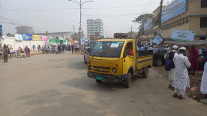 মধ্যরাত থেকে ইজতেমা এলাকায় বন্ধ থাকবে গণপরিবহন, বিকল্প নির্দেশনা  