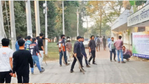 খেলায় কটুকথা নিয়ে রাবিতে পাল্টাপাল্টি  ধাওয়া, আহত ২০