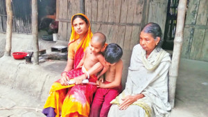 জ্যোৎস্নার দুনিয়ায় হঠাৎ অন্ধকার
