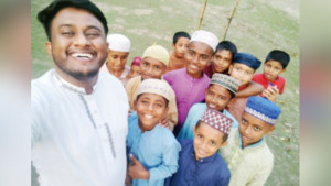 এতিম শিশুর মুখের হাসি...