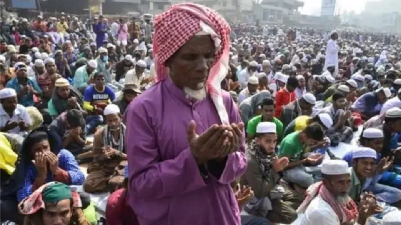 তুরাগ তীরে ইবাদতে মশগুল মুসল্লিরা, আখেরি মোনাজাত কাল তুরাগ তীরে ইবাদতে মশগুল মুসল্লিরা, আখেরি মোনাজাত কাল