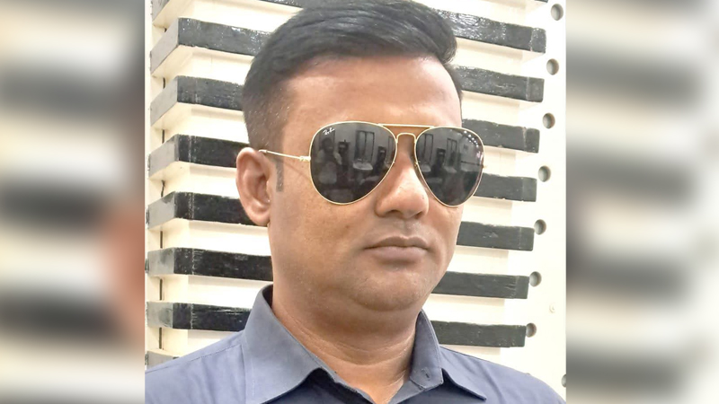 গ্রেপ্তার এড়াতে শ্রমিক লীগ-ছাত্রলীগ নেতার প্রেস ক্লাব গঠন গ্রেপ্তার এড়াতে শ্রমিক লীগ-ছাত্রলীগ নেতার প্রেস ক্লাব গঠন