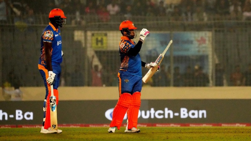 ফাইনালের লড়াইয়ে হেটমায়ার ঝড়, চট্টগ্রামকে চ্যালেঞ্জিং লক্ষ্য দিল খুলনা ফাইনালের লড়াইয়ে হেটমায়ার ঝড়, চট্টগ্রামকে চ্যালেঞ্জিং লক্ষ্য দিল খুলনা