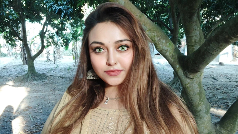 ওরা আমার পা ভেঙে ফেলেছে, অভিযোগ দিতি-সোহেল চৌধুরীর মেয়ের ওরা আমার পা ভেঙে ফেলেছে, অভিযোগ দিতি-সোহেল চৌধুরীর মেয়ের