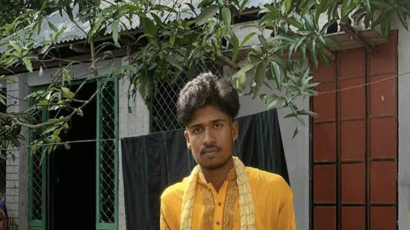 ইভটিজিংয়ের প্রতিবাদ করায় একই পরিবারের দুইজনকে পিটিয়ে আহত ইভটিজিংয়ের প্রতিবাদ করায় একই পরিবারের দুইজনকে পিটিয়ে আহত
