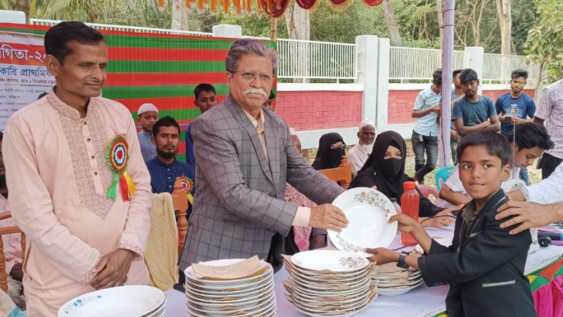 সালথায় রিজিয়া রশীদ প্রাথমিক বিদ্যালয়ে বার্ষিক ক্রীড়া প্রতিযোগিতা সালথায় রিজিয়া রশীদ প্রাথমিক বিদ্যালয়ে বার্ষিক ক্রীড়া প্রতিযোগিতা
