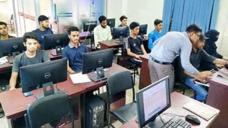 সারাদেশে আউটসোর্সিং সম্ভাবনা সারাদেশে আউটসোর্সিং সম্ভাবনা