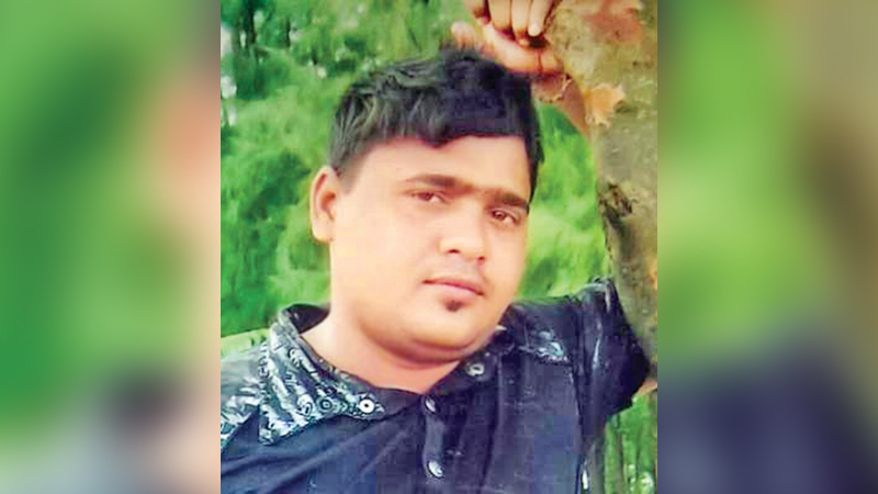 দোষী পুলিশের সাজা দেখার অপেক্ষায় মায়ের ১১ বছর দোষী পুলিশের সাজা দেখার অপেক্ষায় মায়ের ১১ বছর