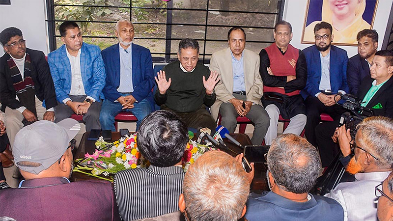বিএনপি কোনো ব্যবসা প্রতিষ্ঠান দলীয়করণ করতে চায় না: আমীর খসরু বিএনপি কোনো ব্যবসা প্রতিষ্ঠান দলীয়করণ করতে চায় না: আমীর খসরু