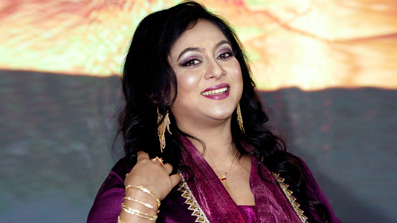 ‘রঙ্গনা’ নিয়ে চুপচাপ শাবনূর, নির্মাতা জানালেন নতুন কথা ‘রঙ্গনা’ নিয়ে চুপচাপ শাবনূর, নির্মাতা জানালেন নতুন কথা