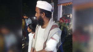 বেলুন ফাটানোর বন্দুকে ওয়াজের বক্তা আহত